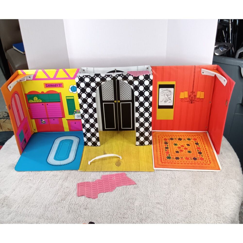 Vintage 1968 Barbie Family House Vinyl Case Playset #1066 Mod Decor Mattel AS-IS